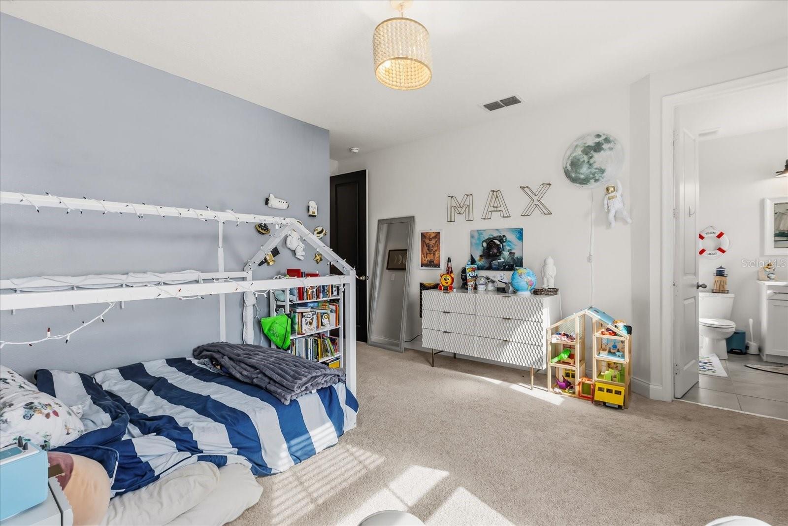 639 PRIMROSE WILLOW WAY