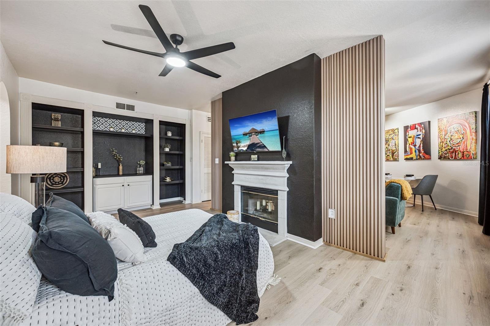 911 N ORANGE AVE #548