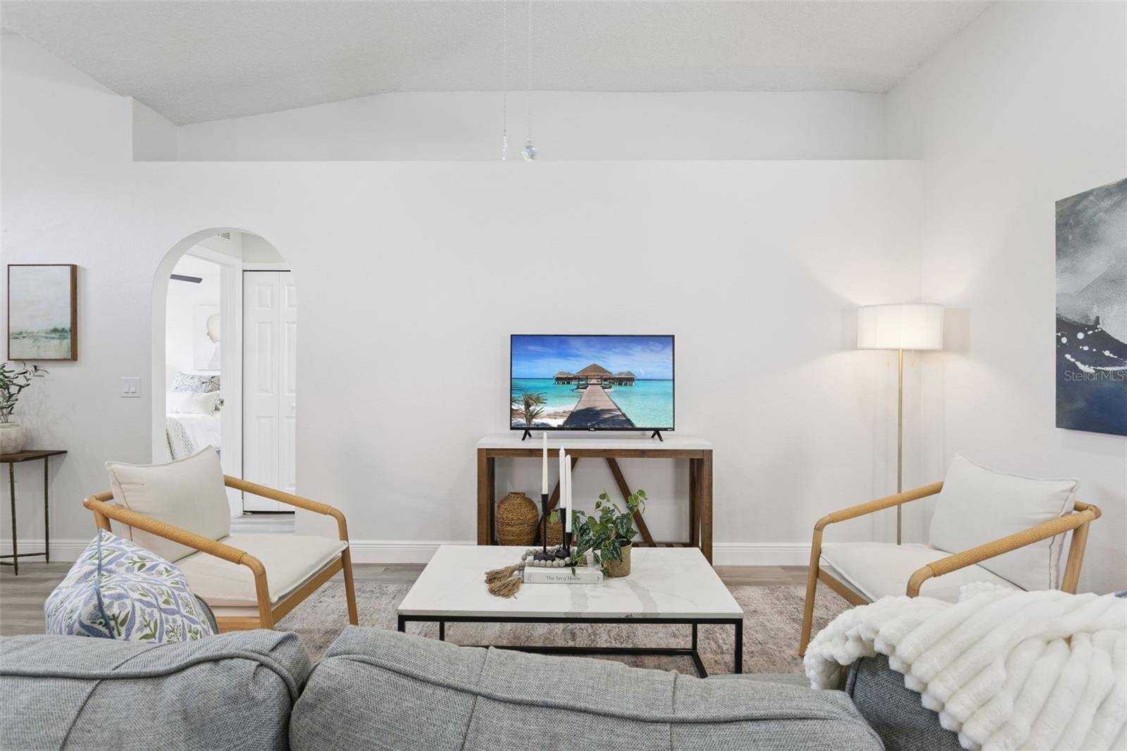 453 DOMINISH ESTATES DR