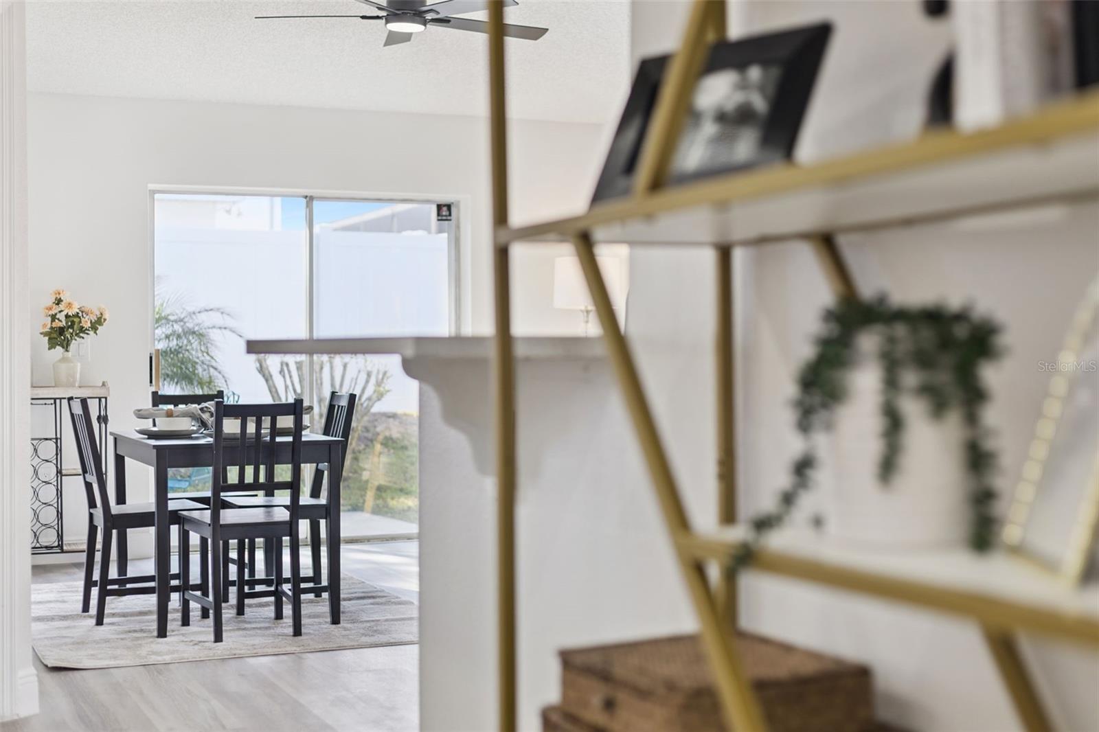 453 DOMINISH ESTATES DR