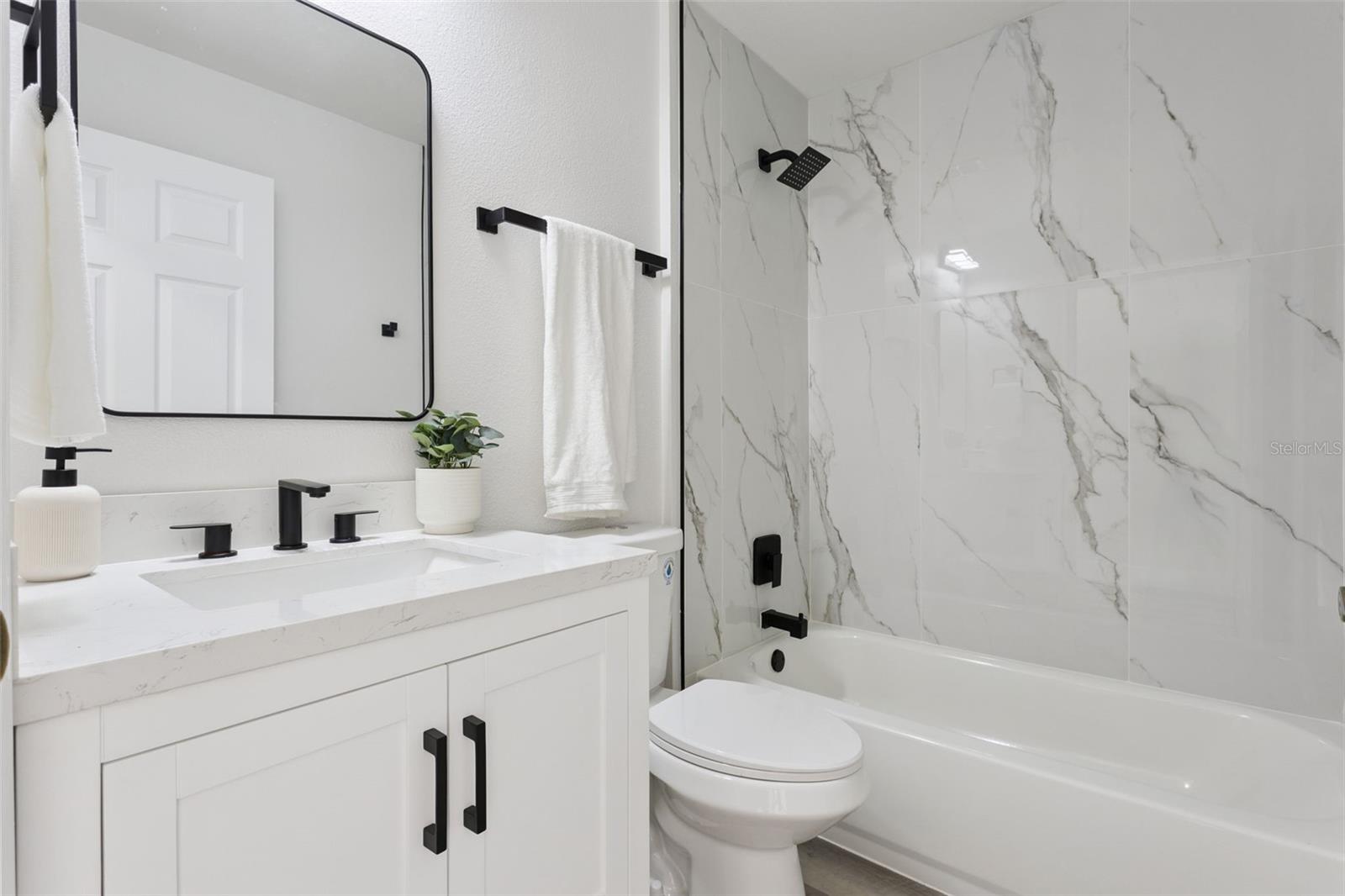 453 DOMINISH ESTATES DR