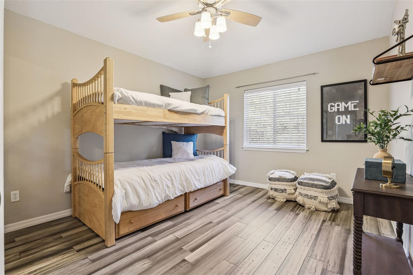 1545 COVERED BRIDGE DR