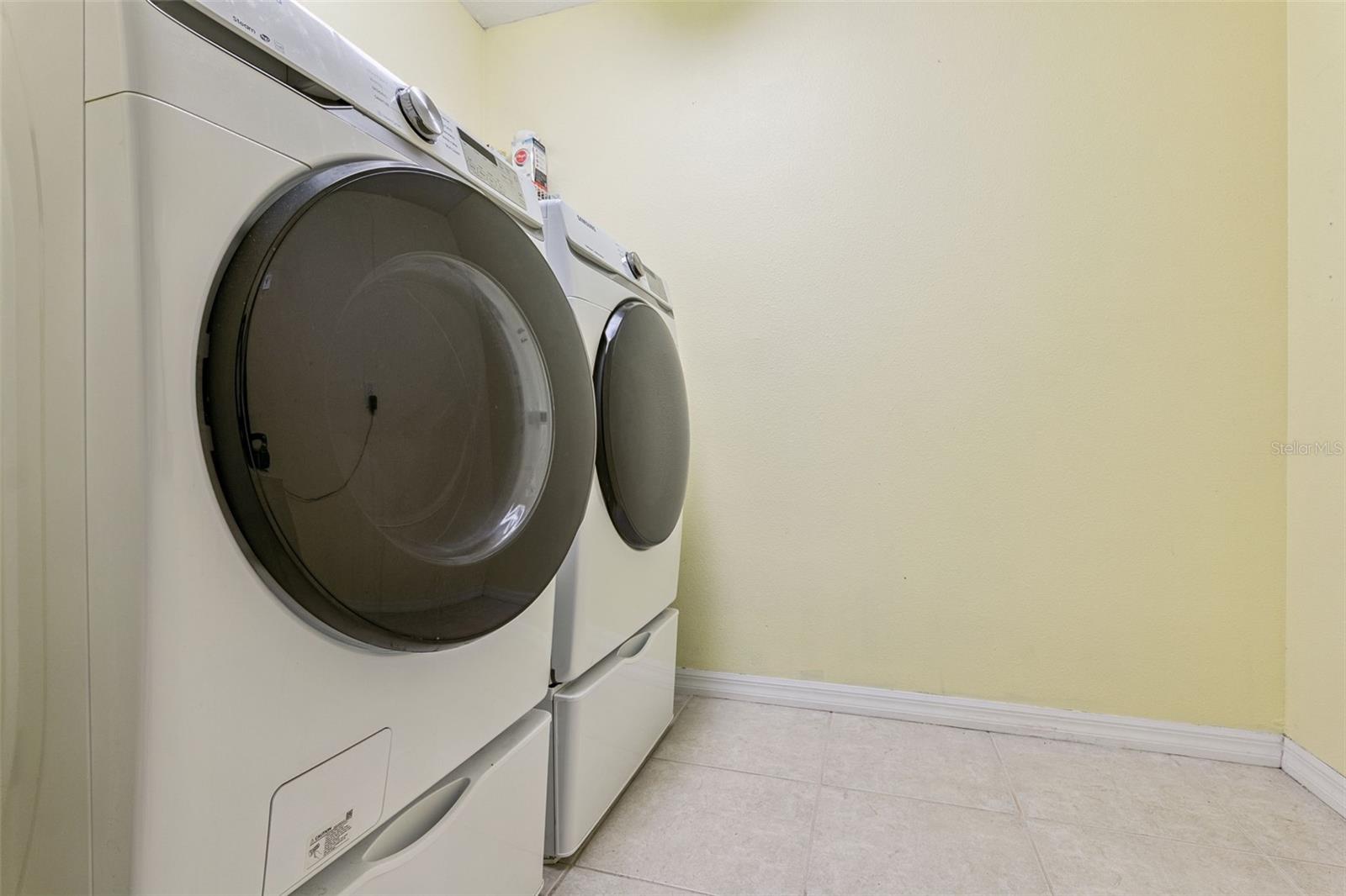 1545 COVERED BRIDGE DR