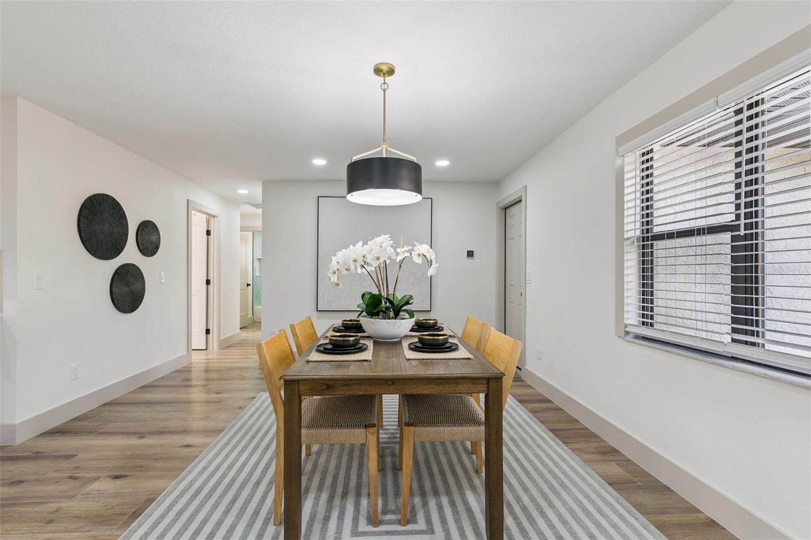 622 SPRING OAKS BLVD