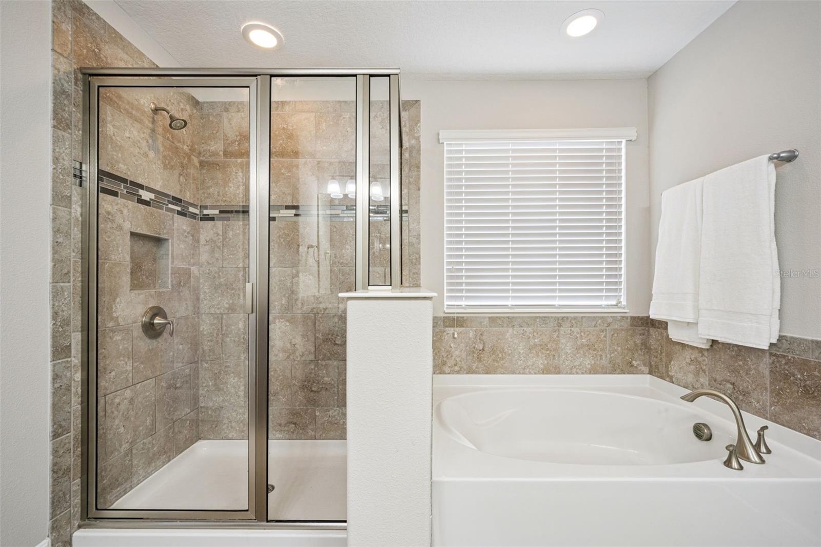 16167 HAMPTON CROSSING DR