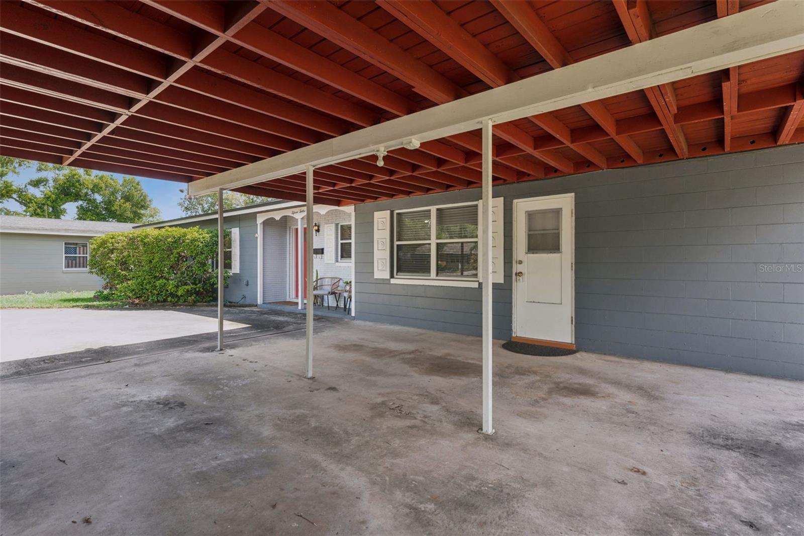 1512 OVERLAKE AVE