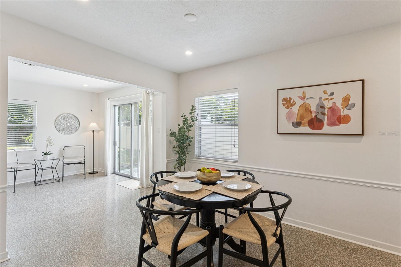 1512 OVERLAKE AVE