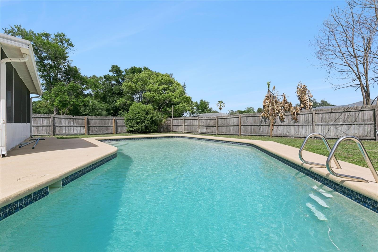 102 N SILVER CLUSTER CT