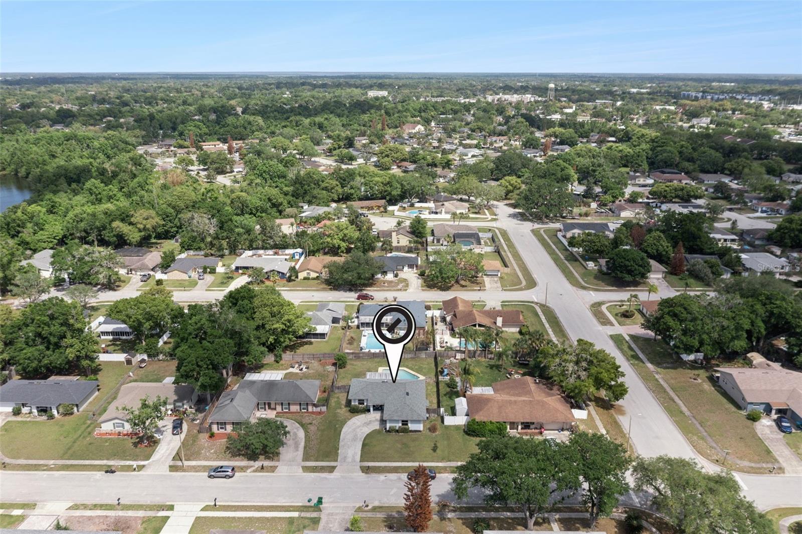 102 N SILVER CLUSTER CT