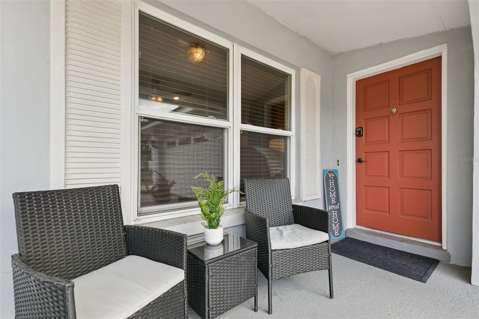 102 N SILVER CLUSTER CT