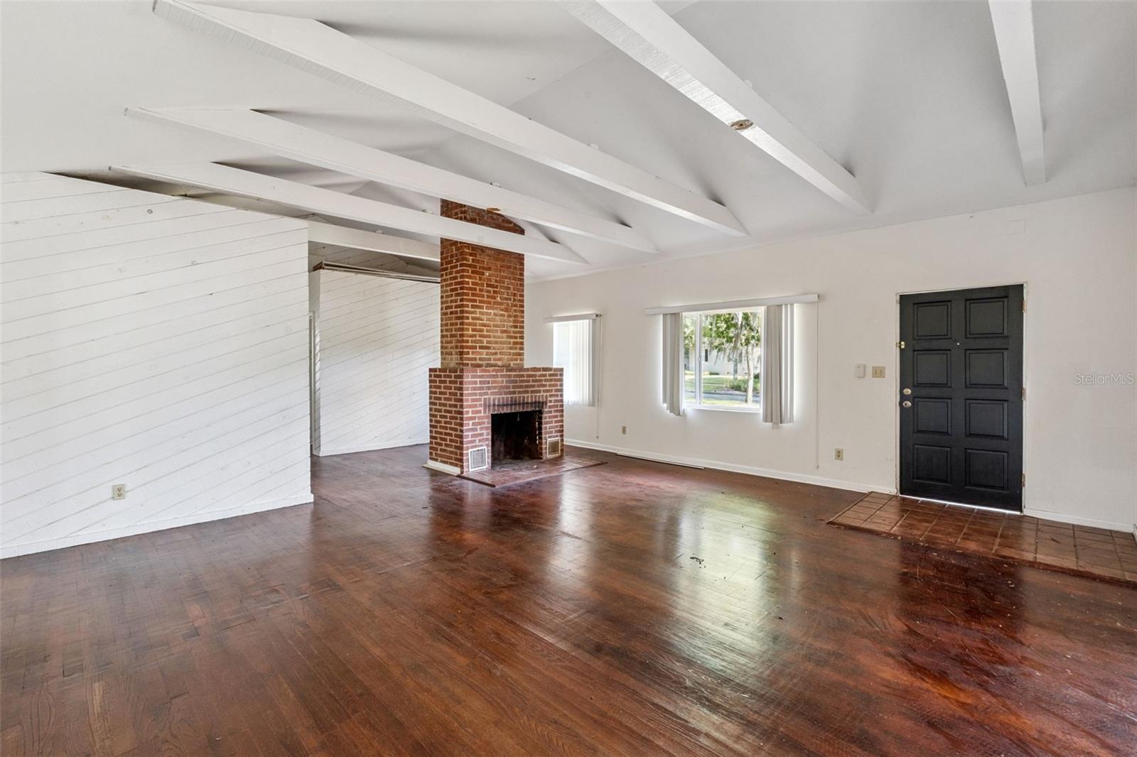 2015 BUCKMINSTER CIR