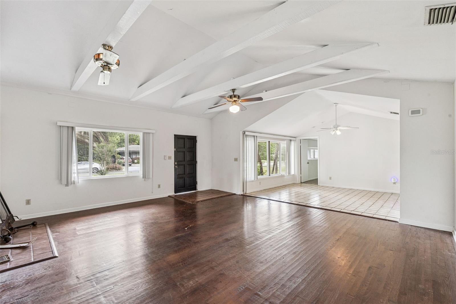 2015 BUCKMINSTER CIR