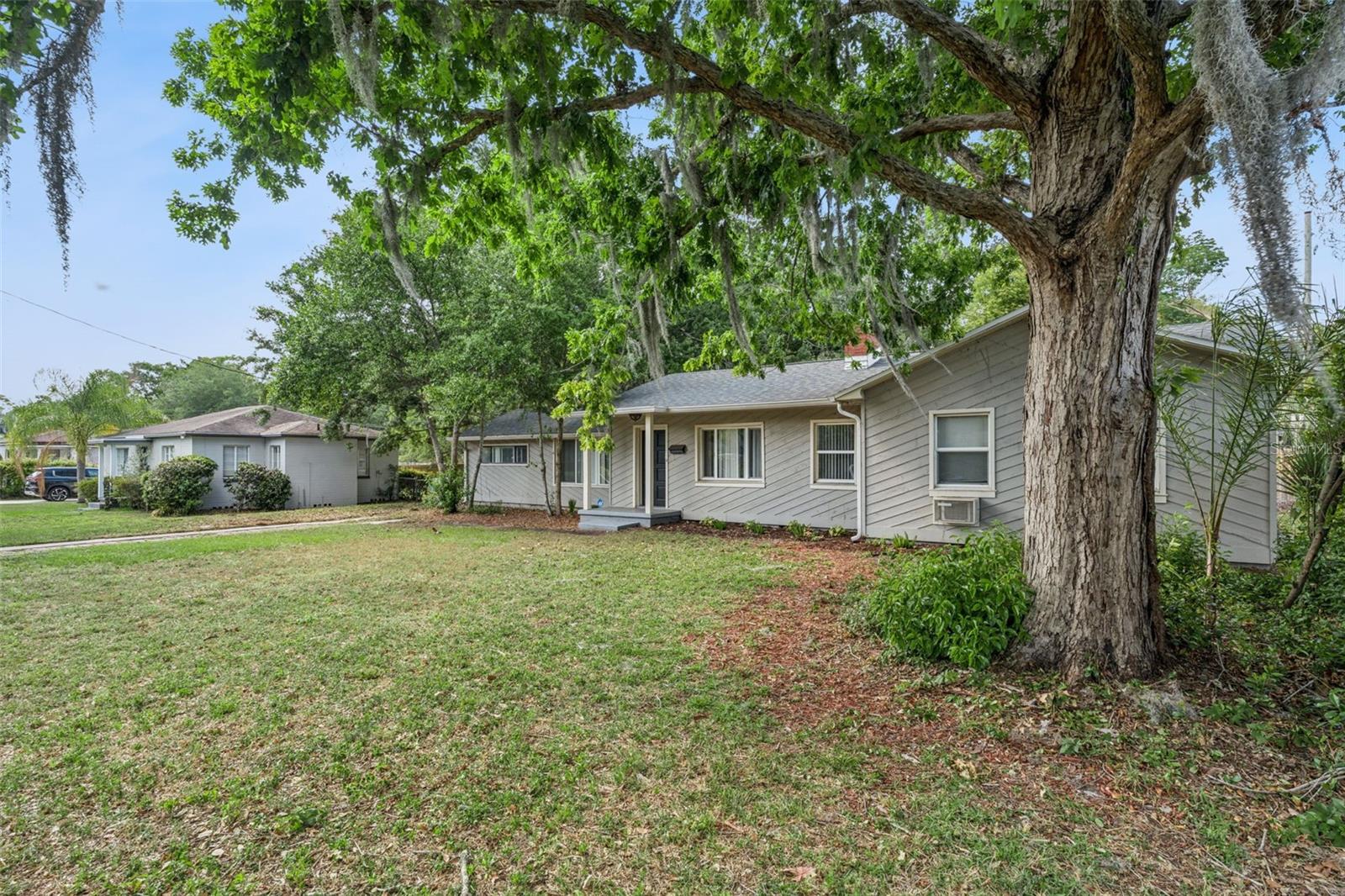 2015 BUCKMINSTER CIR