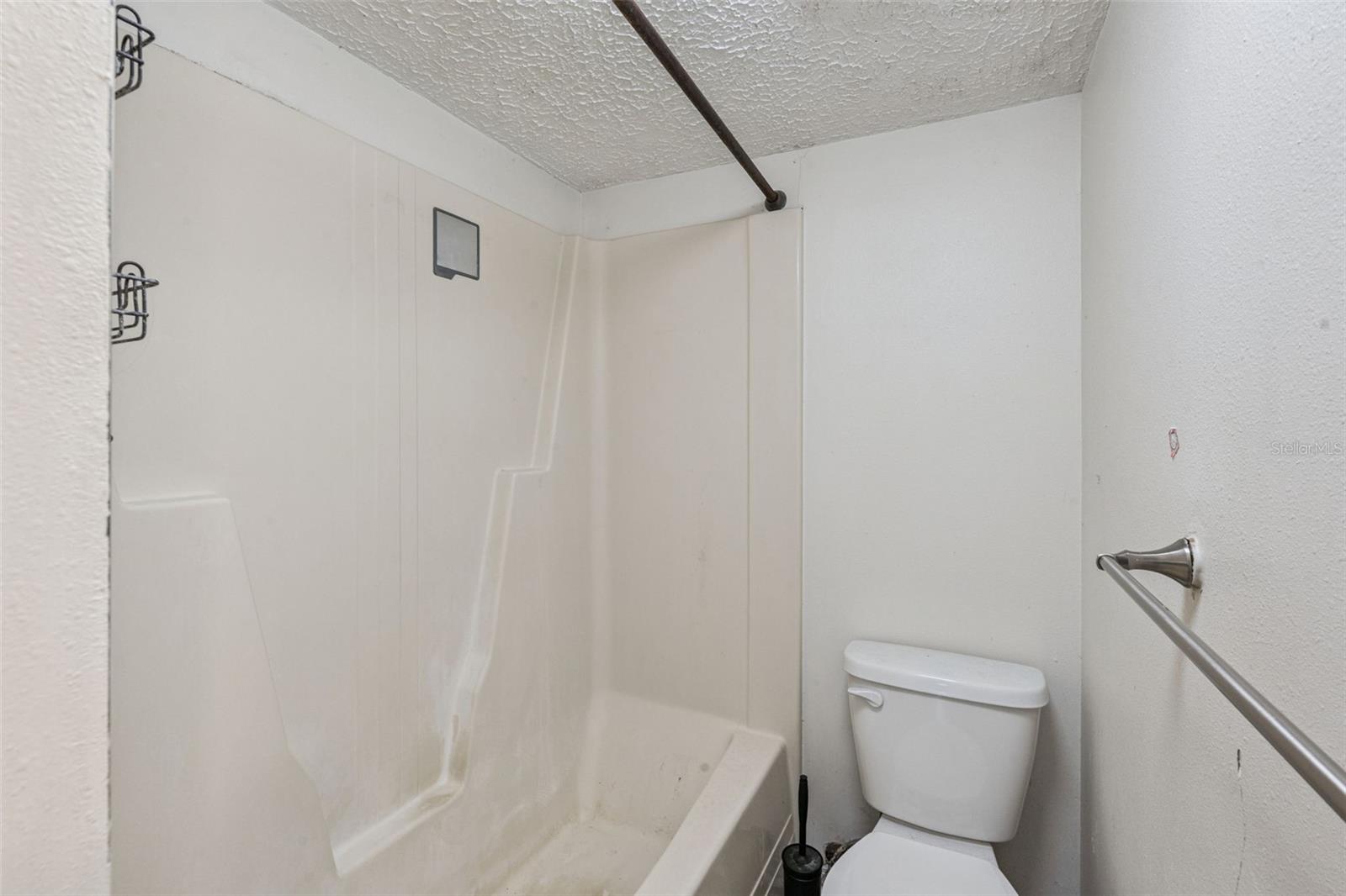 2015 BUCKMINSTER CIR
