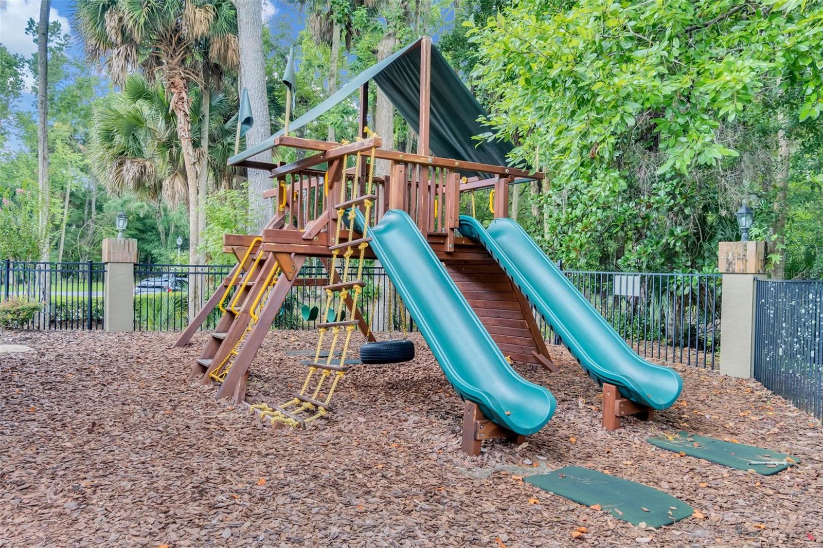 2271 SPRINGS LANDING BLVD