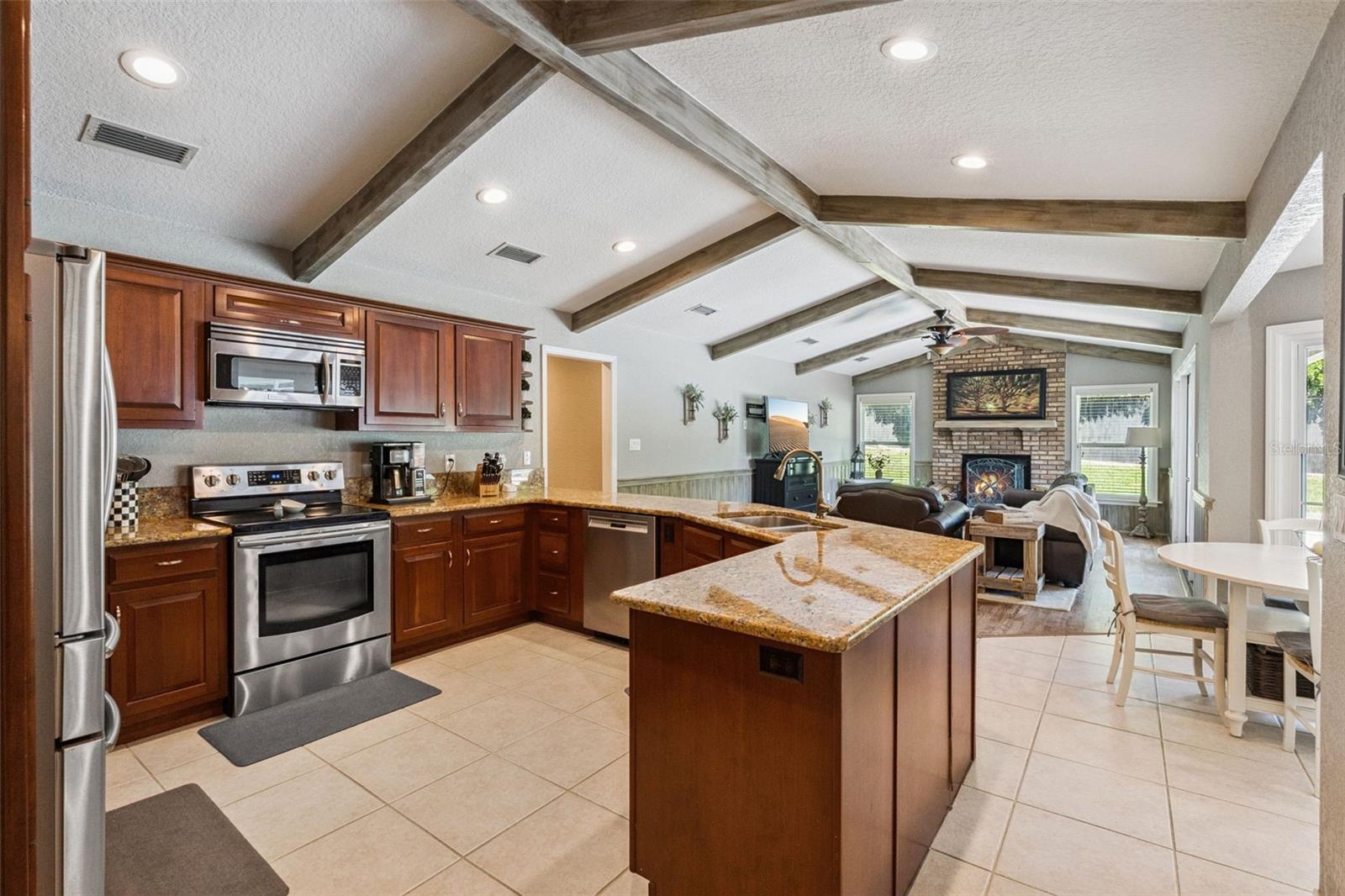358 BRANTLEY CLUB PL