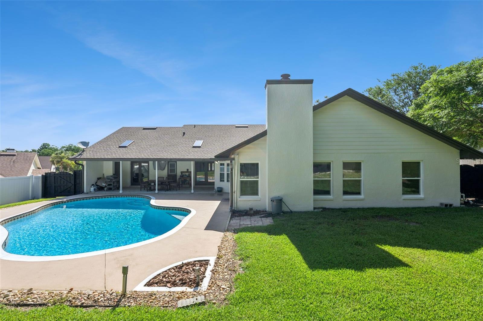 358 BRANTLEY CLUB PL