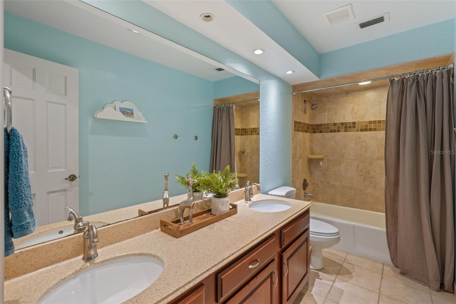 358 BRANTLEY CLUB PL