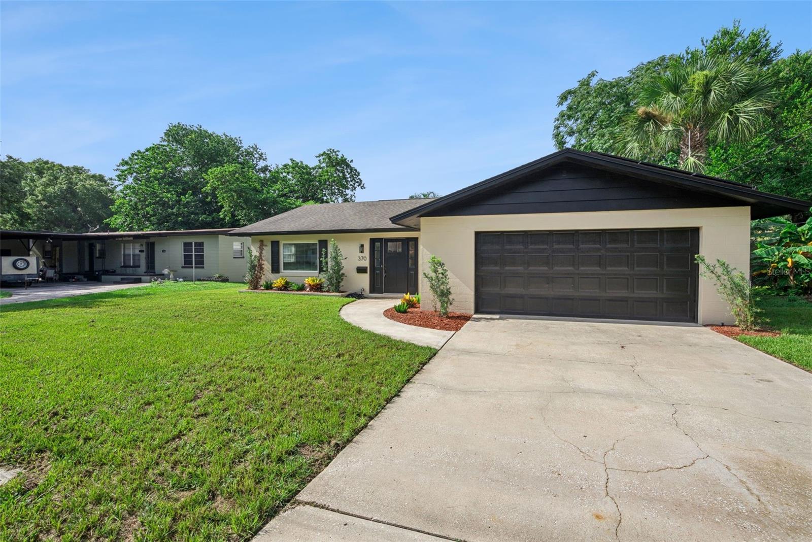 370 SULTANA LN