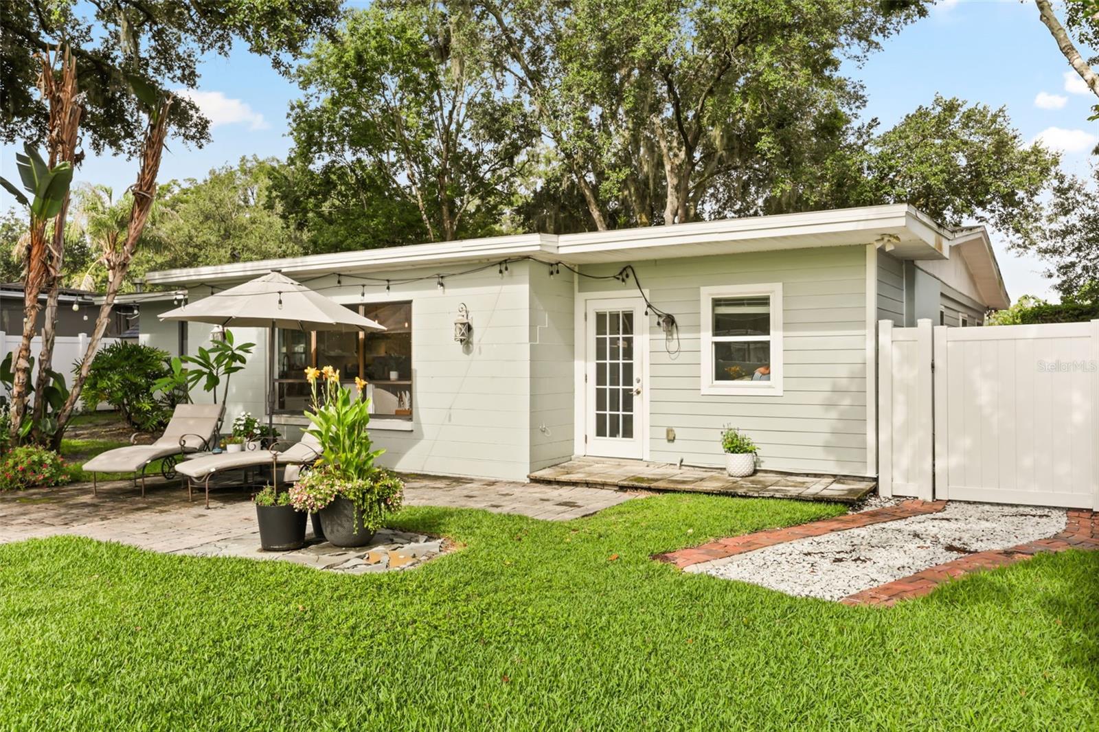 1562 ARBOR PARK DR