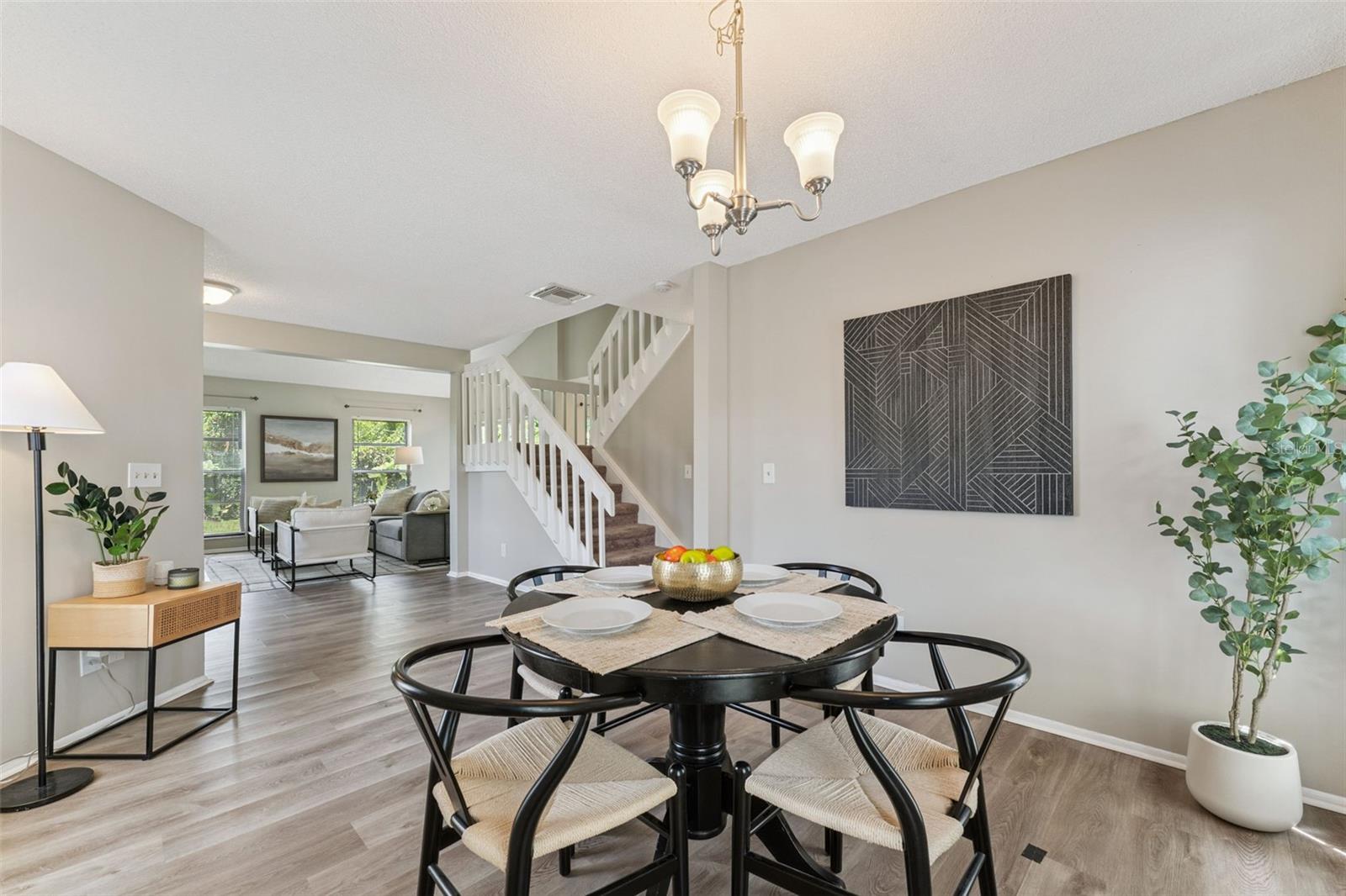 533 MADRIGAL CT