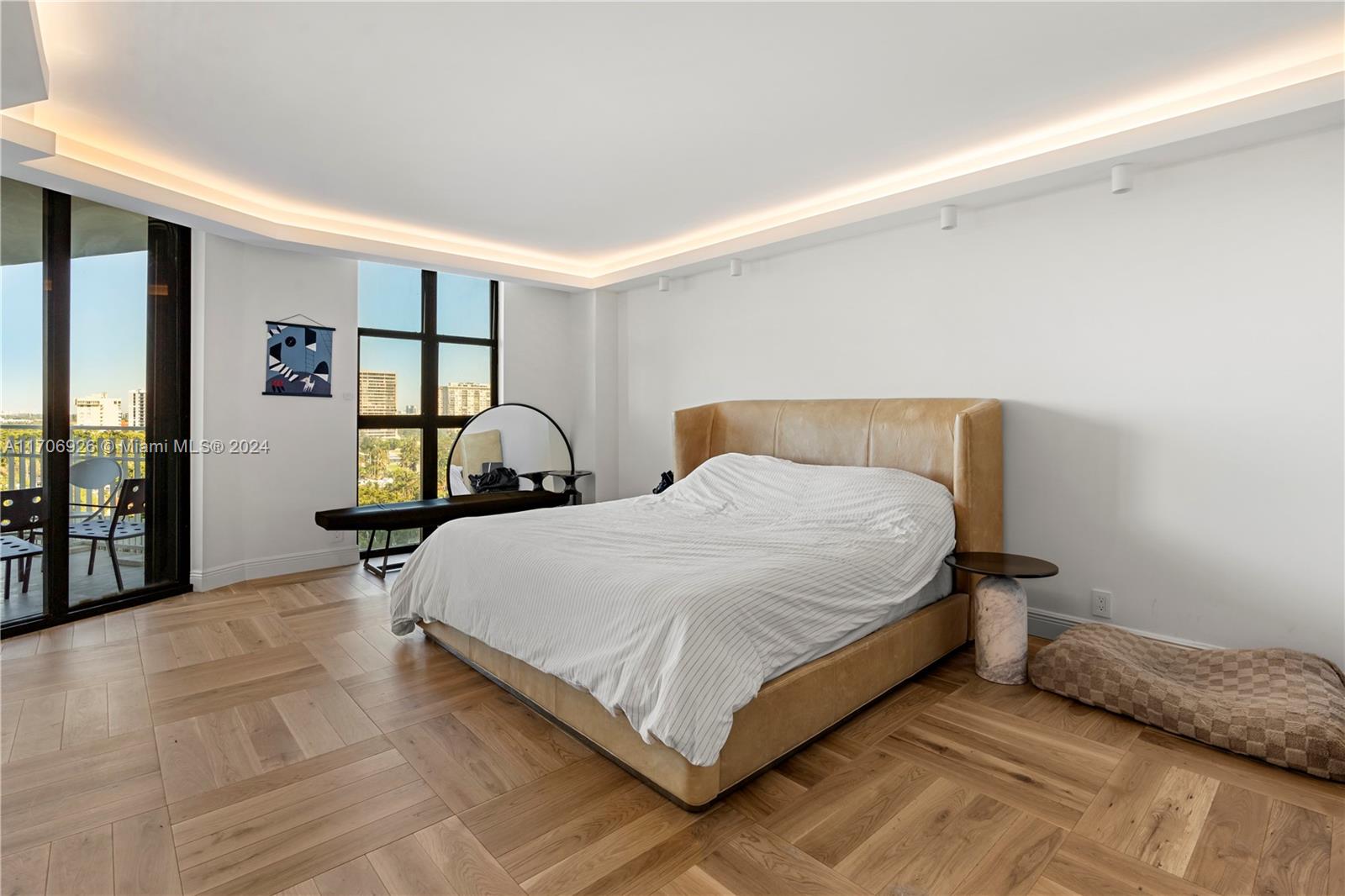 4000 NE Towerside Ter # 1109