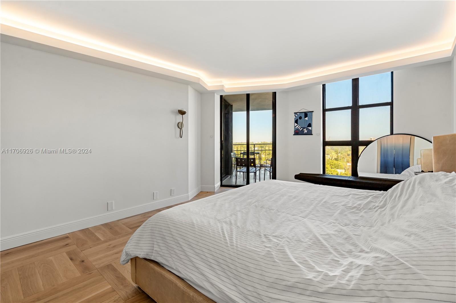 4000 NE Towerside Ter # 1109