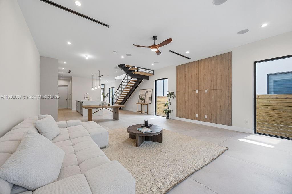 308 NE 14th Ave, Fort Lauderdale