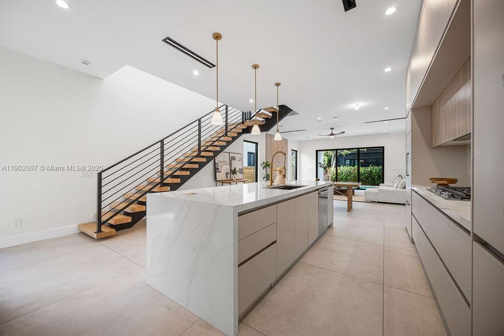 308 NE 14th Ave, Fort Lauderdale