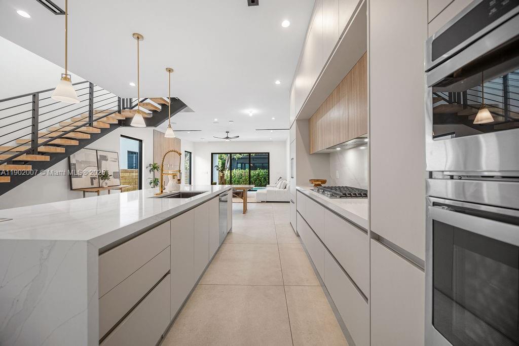 308 NE 14th Ave, Fort Lauderdale