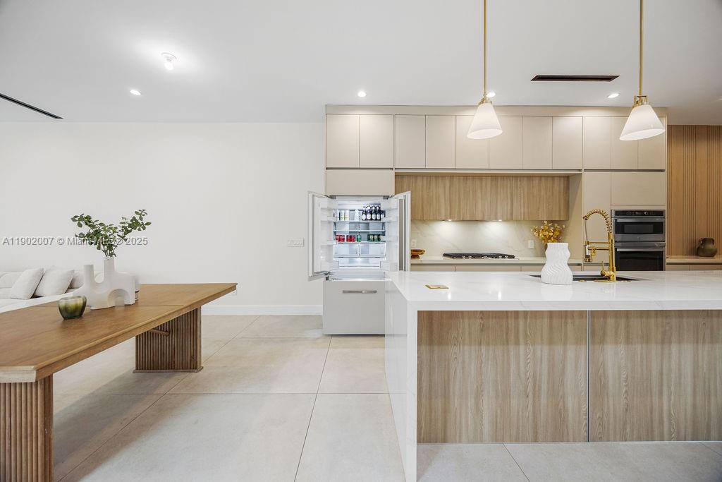 308 NE 14th Ave, Fort Lauderdale