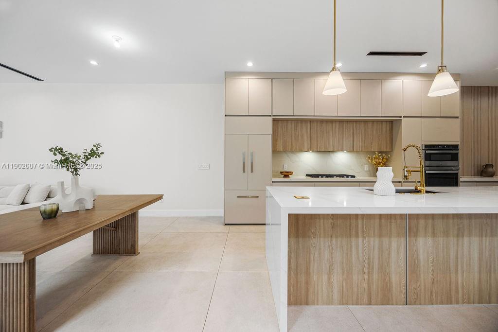 308 NE 14th Ave, Fort Lauderdale