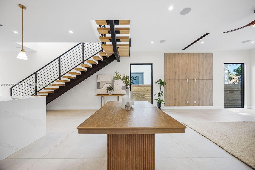 308 NE 14th Ave, Fort Lauderdale