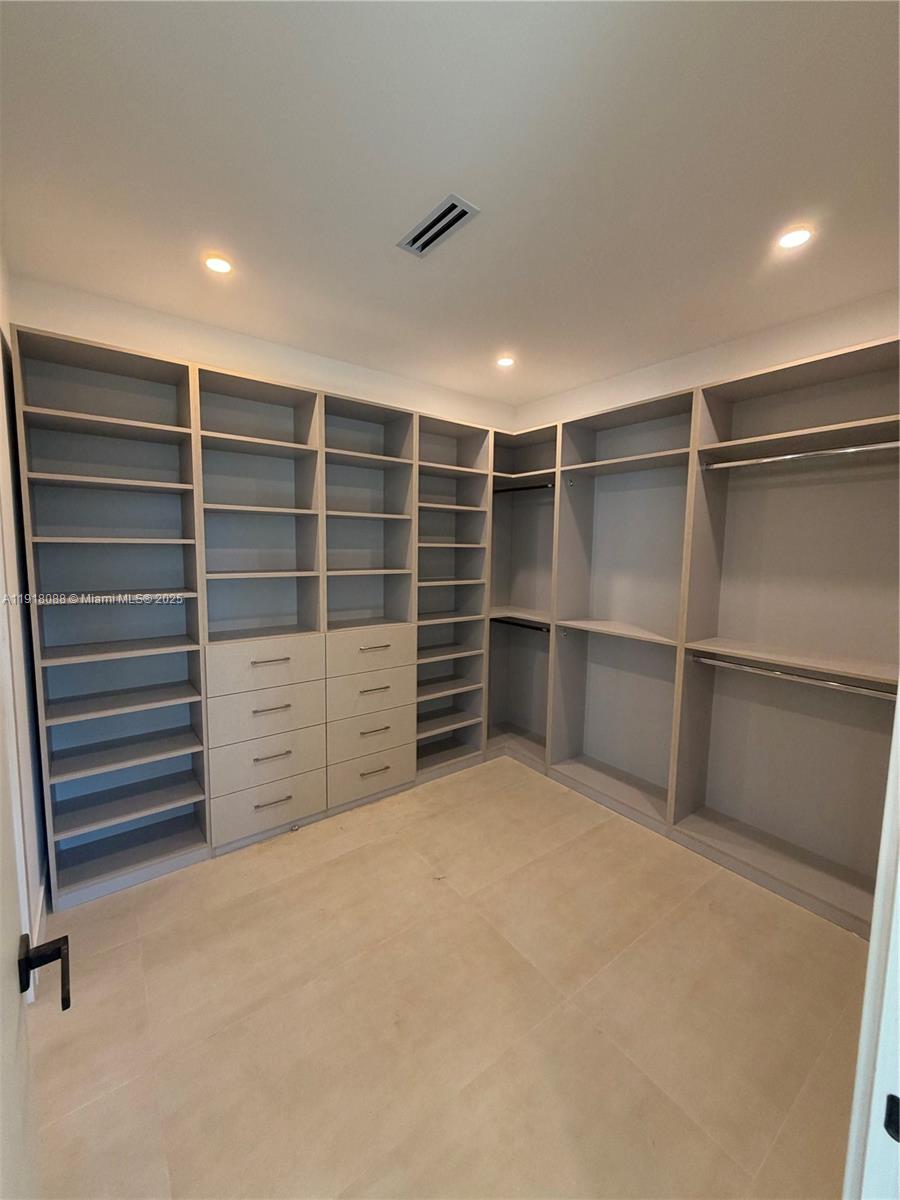 1321 NE 13th Ave # 1321