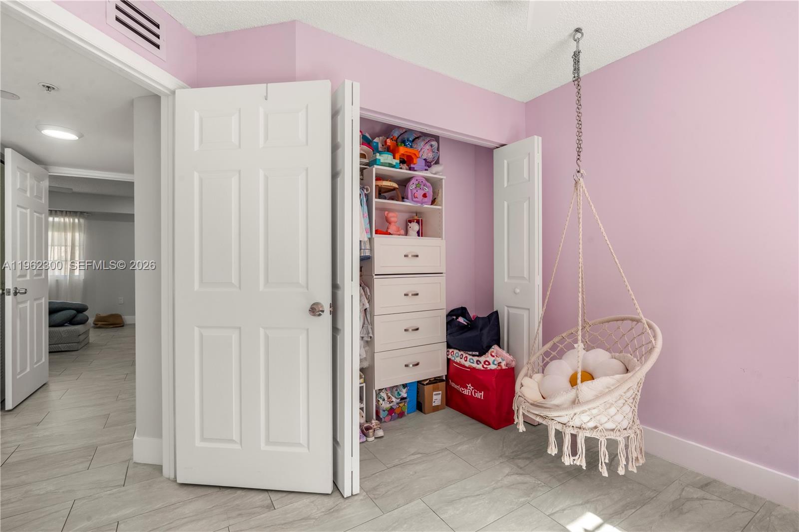 2991 NE 185th St # 1706