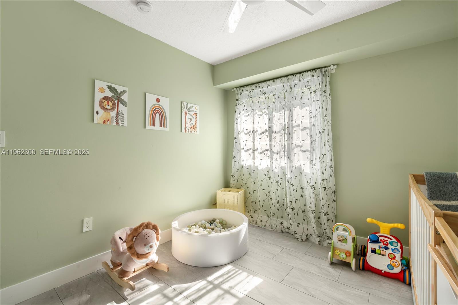 2991 NE 185th St # 1706