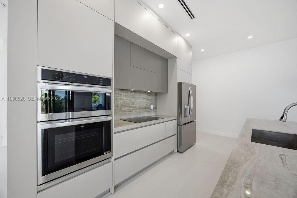 1337 NE 13th Ave # 1337