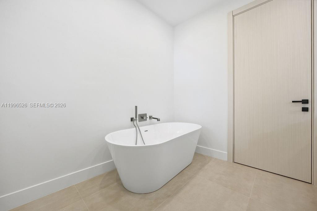 1337 NE 13th Ave # 1337