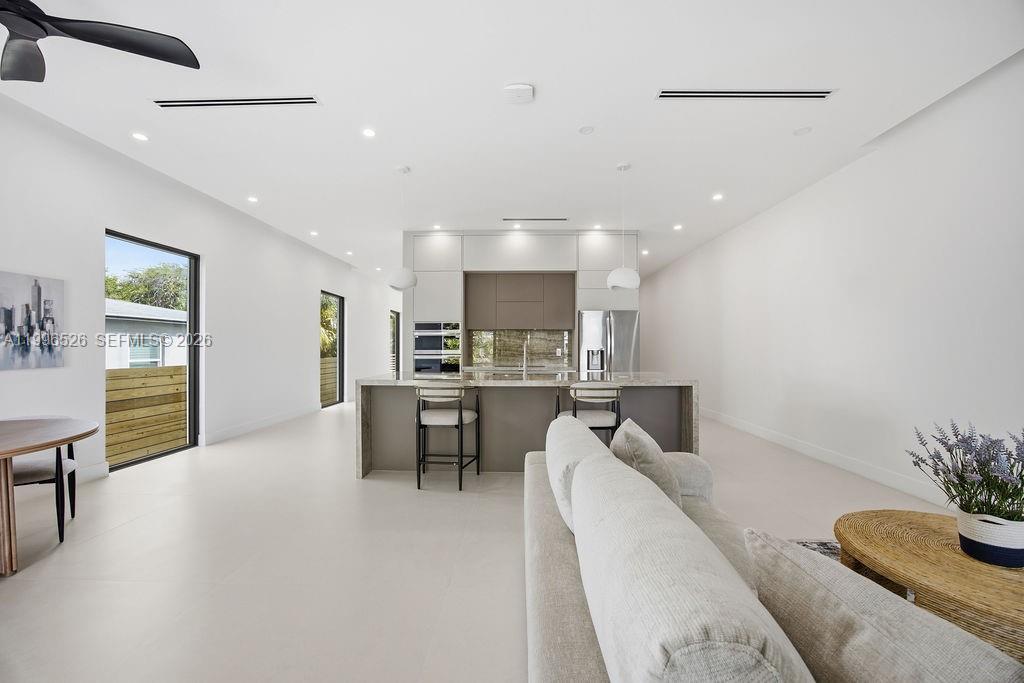 1337 NE 13th Ave # 1337