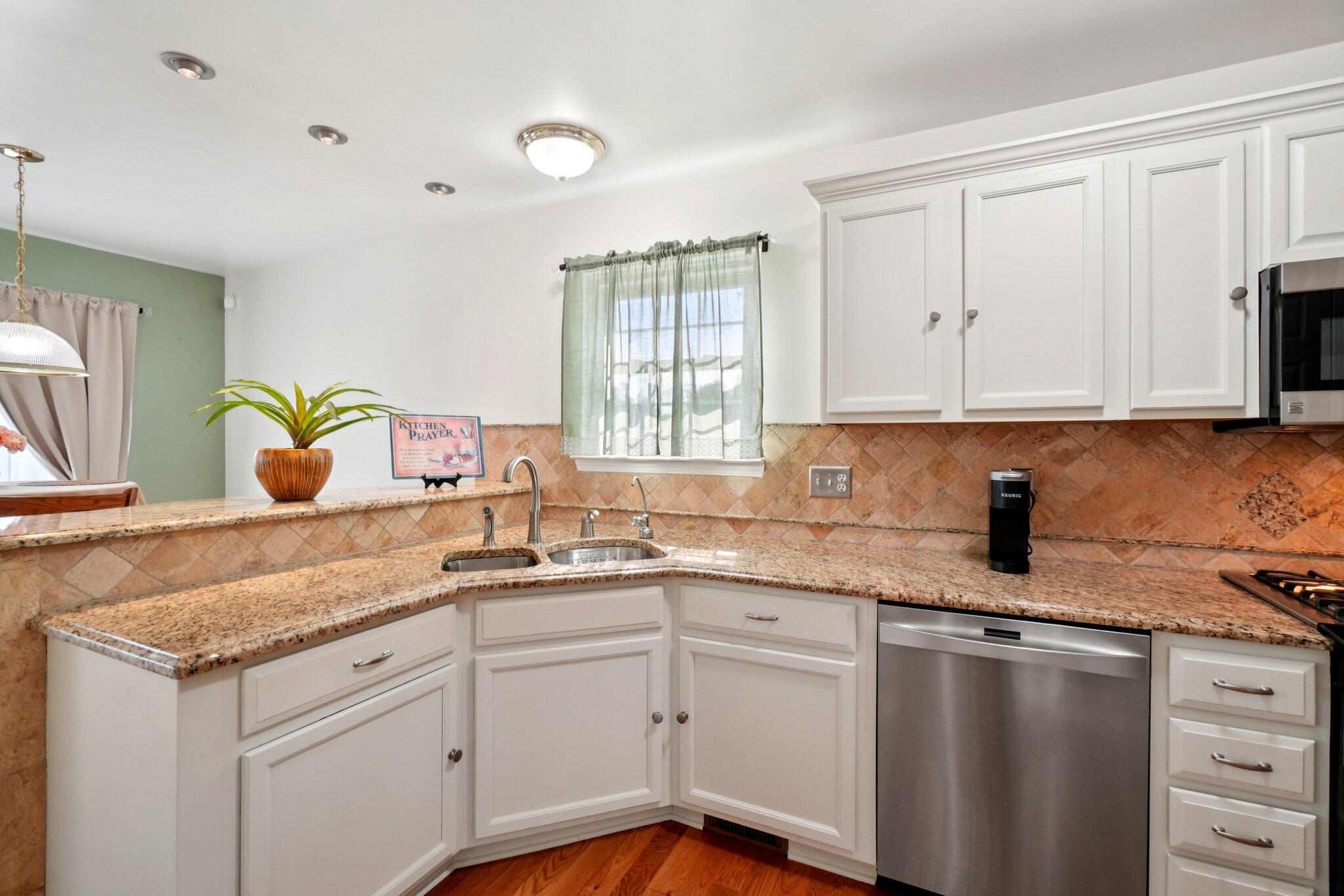 8608 Somerset Lane