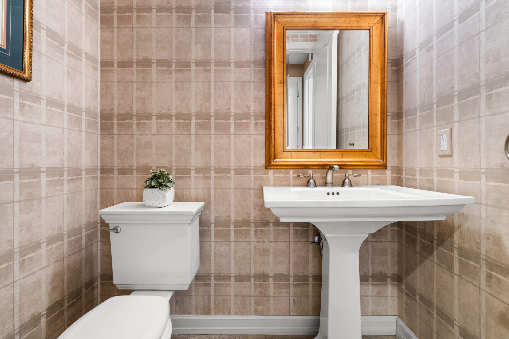 7203 River Ridge Court