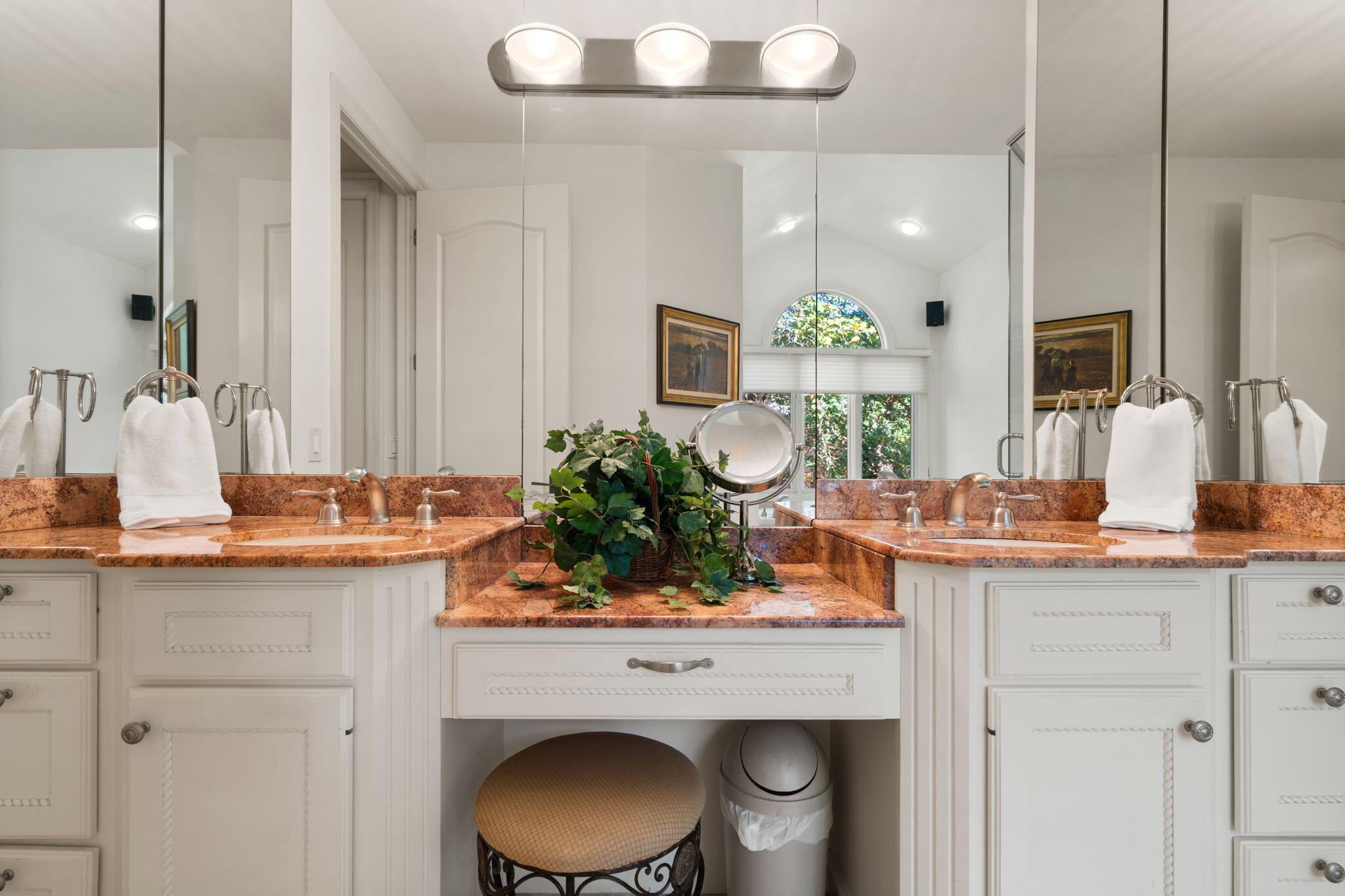 7203 River Ridge Court