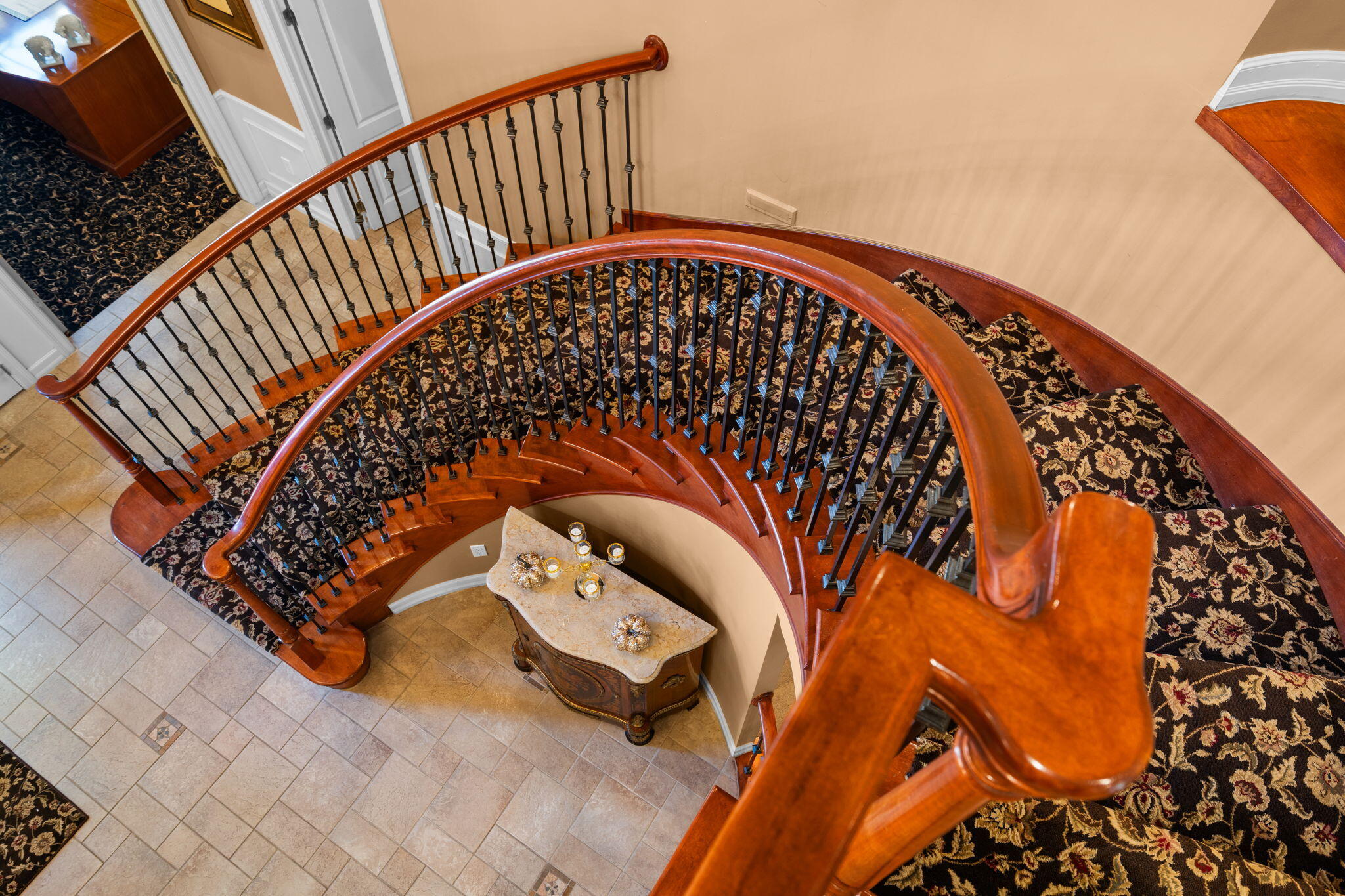 7203 River Ridge Court