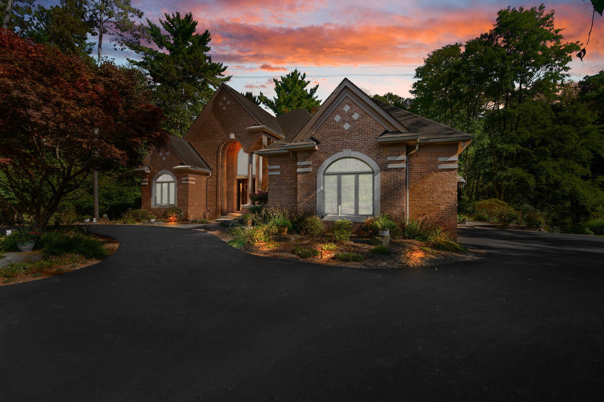 7203 River Ridge Court