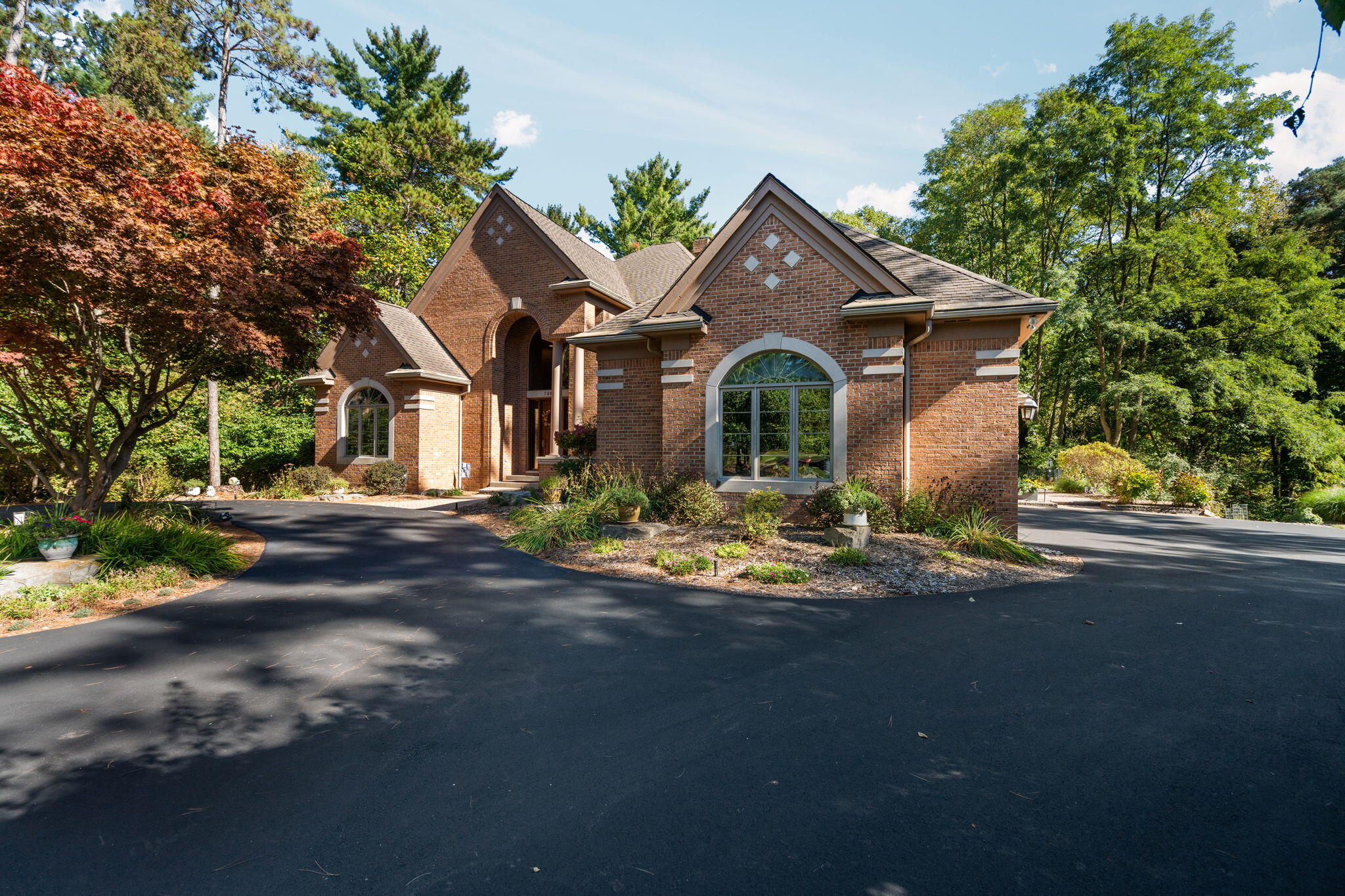 7203 River Ridge Court