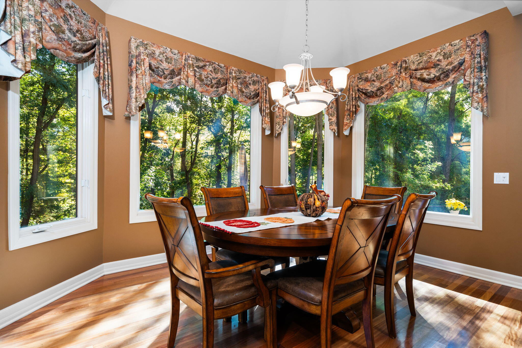 7203 River Ridge Court