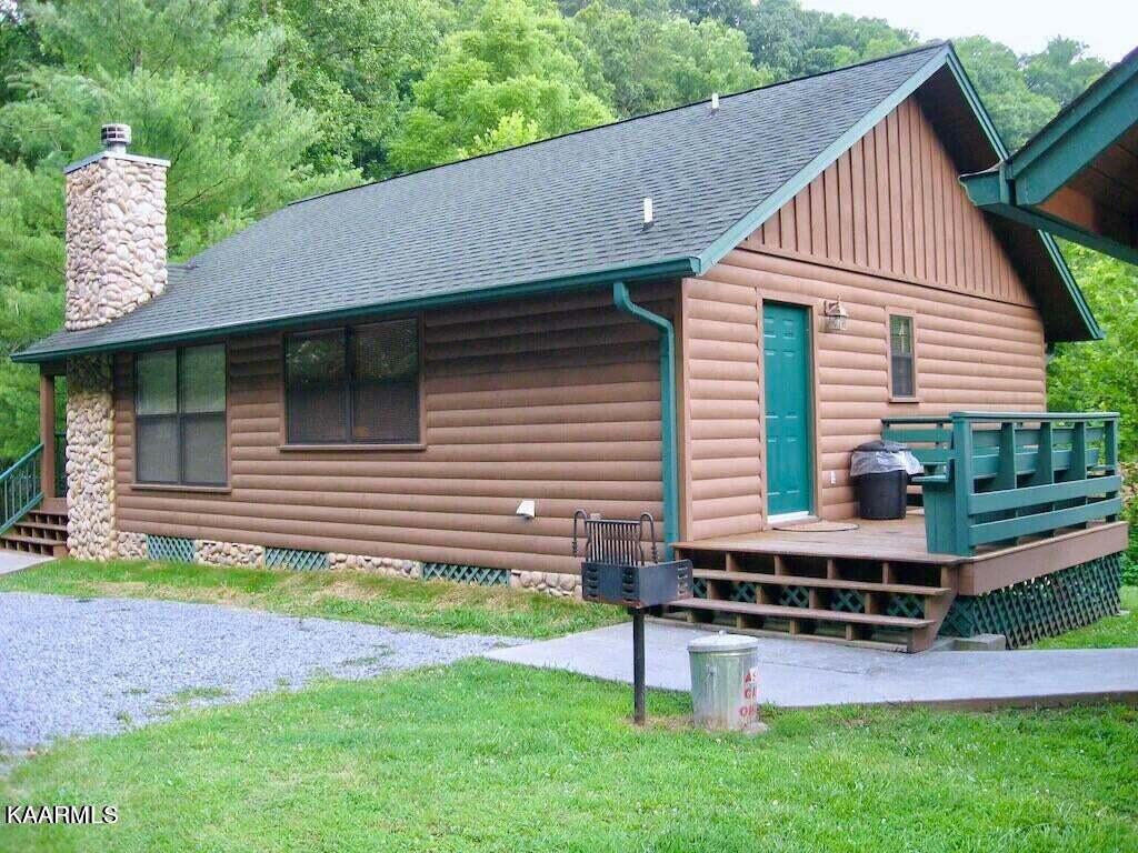 801 & 805 Hardin Lane