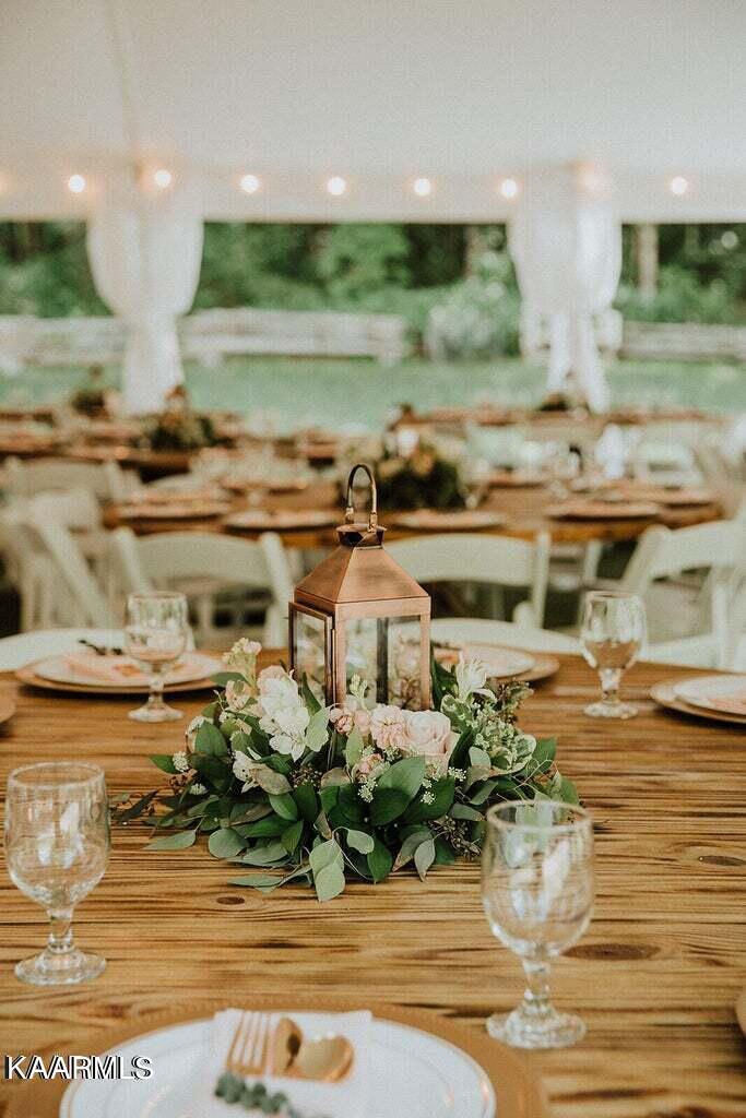 801 & 805 Hardin Lane