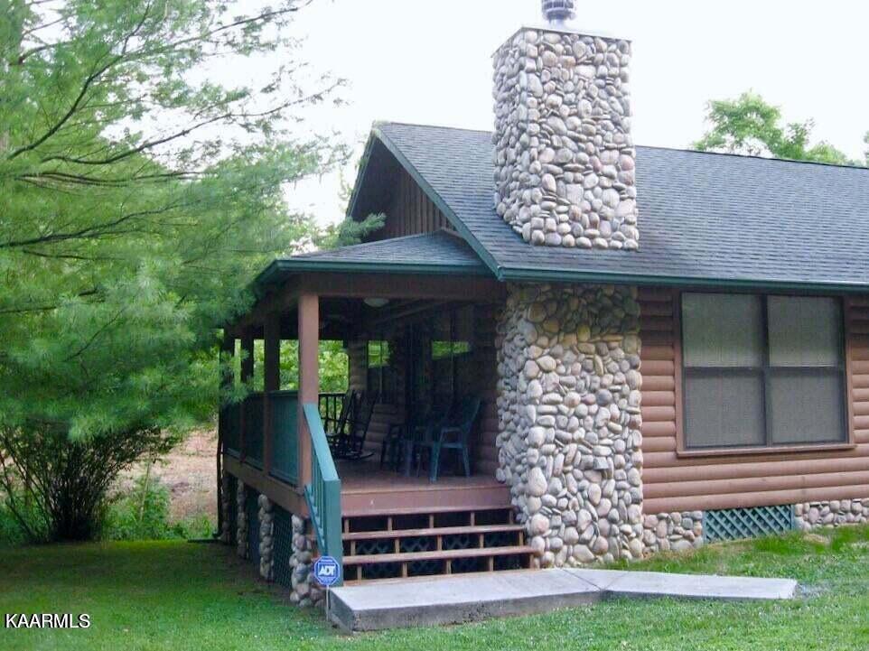 801 & 805 Hardin Lane