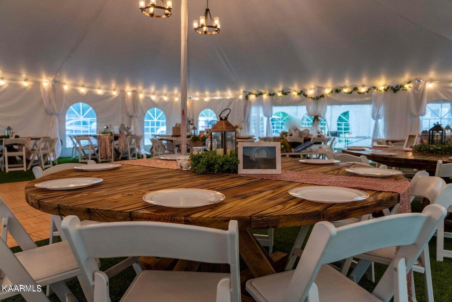 801 & 805 Hardin Lane